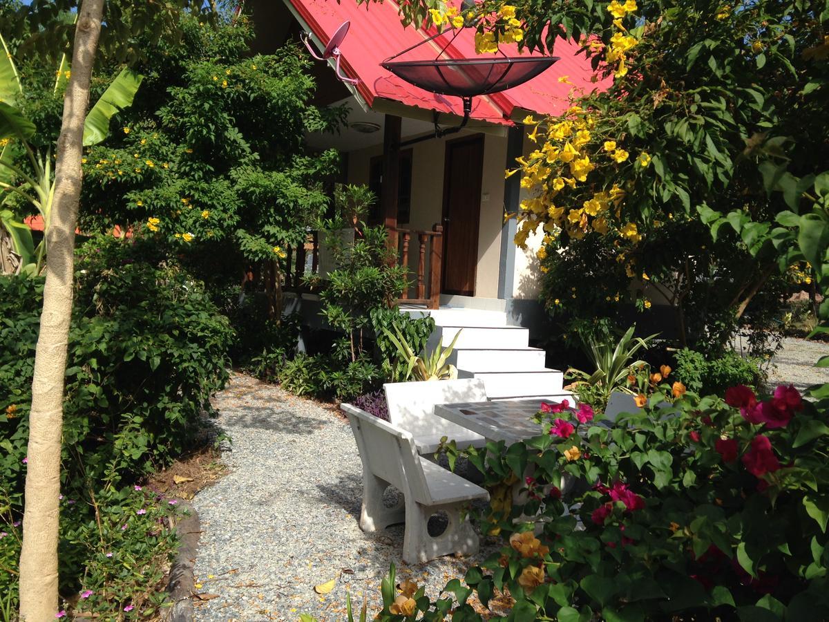 Areeya Resort Watthana Nakhon Kültér fotó