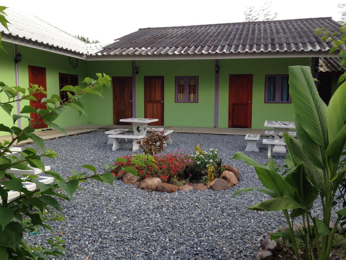 Areeya Resort Watthana Nakhon Kültér fotó